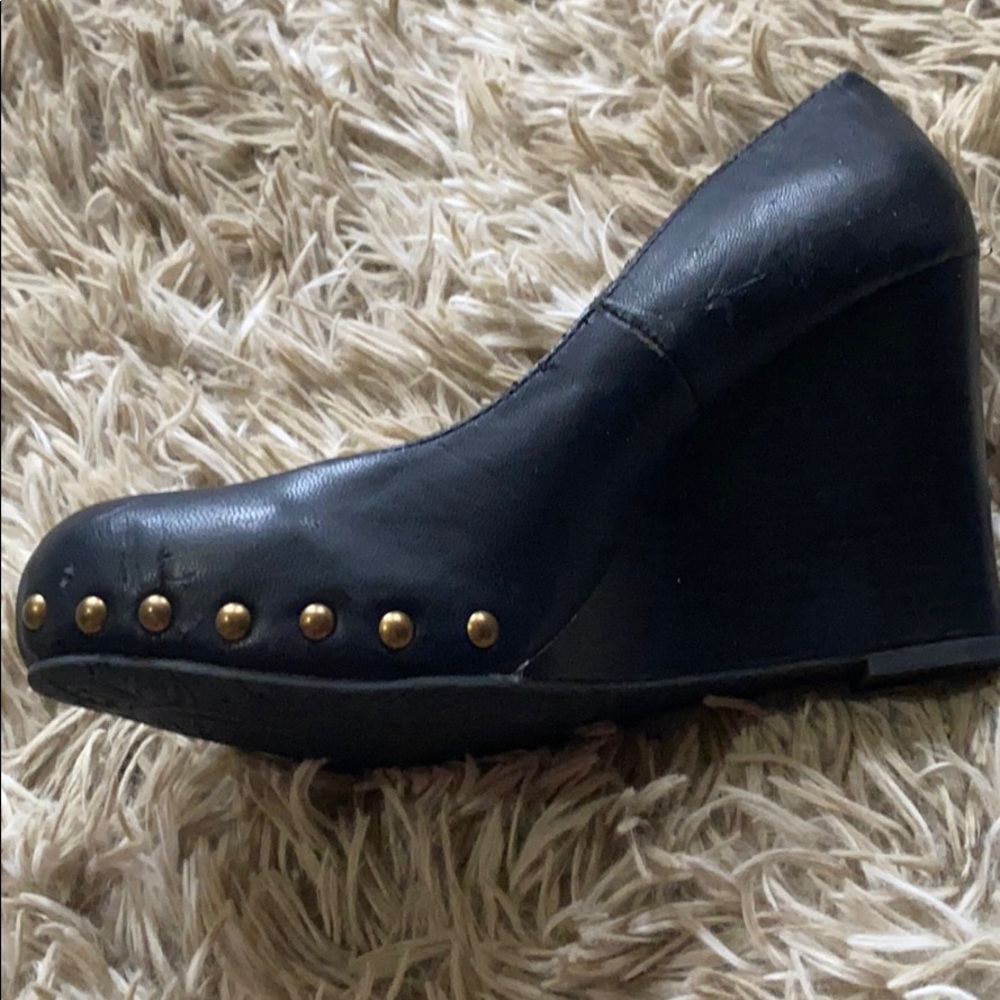 Wedged Heels - Picture 2 of 5